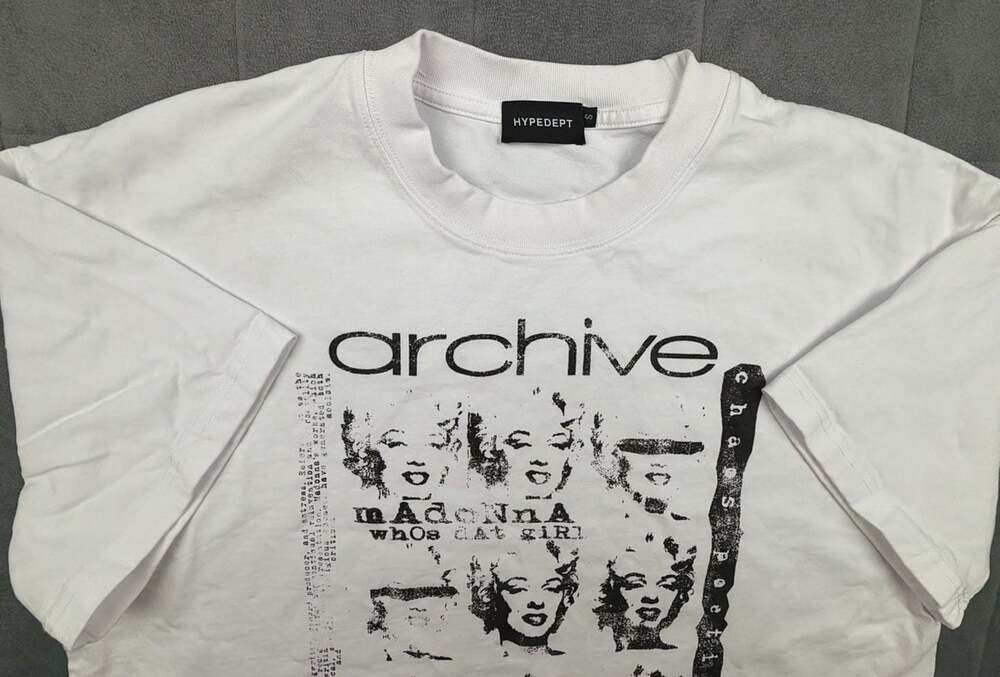 HYPEDEPT Archive Madonna Who's That Girl Graphic T-Shirt Size S